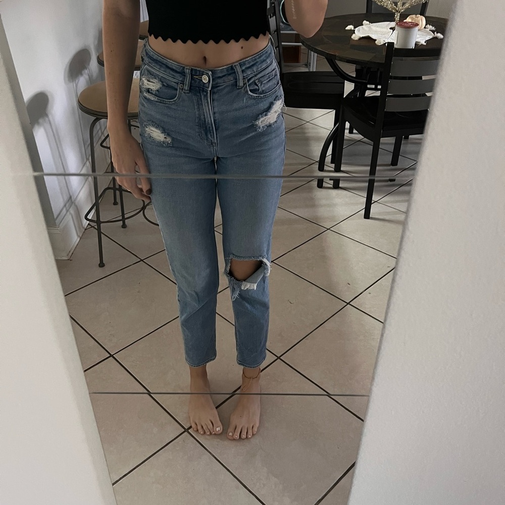 American Eagle Mom Jeans